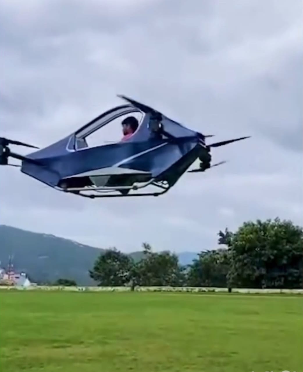 Almora Ravi Tamta Flying Car | अल्मोड़ा के रवि टम्टा ने बनाई फ्लाइंग कार, पूरा देश कर रहा सम्मान